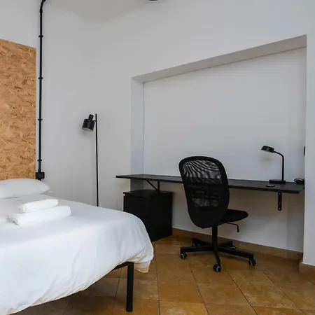 Zen Liv'in San Lorenzo 招待所